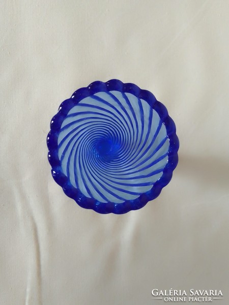 Kis kék csavart öntött üveg váza, ibolyaváza, vastag falú