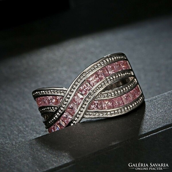 Pink stone ring, size 8 (57)
