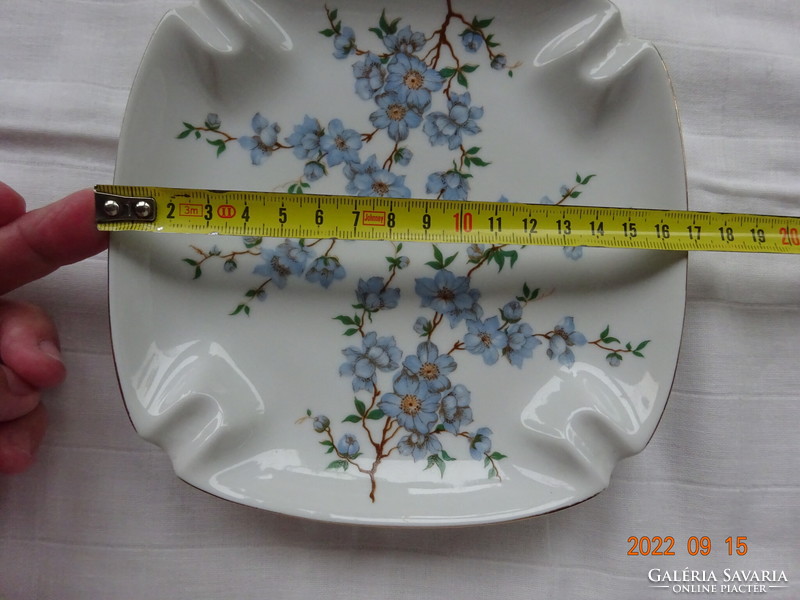 Hölóházi blue floral three-piece set (bonboniere, vase, ashtray).