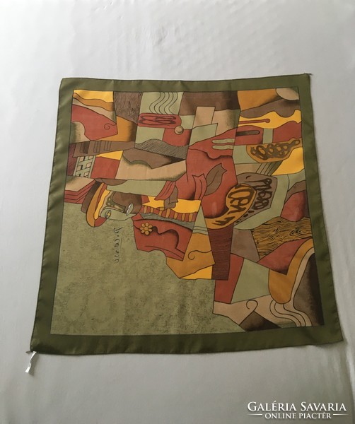 Retro scarf with Picasso pattern