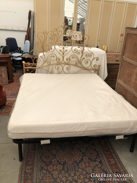 French bed wrought iron