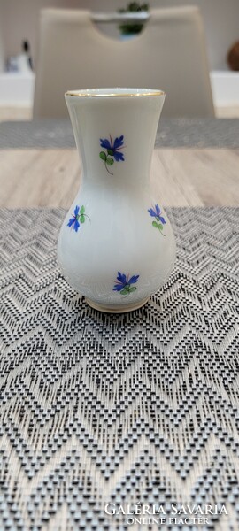 Mini vase with flower pattern from Herend. 9 cm.