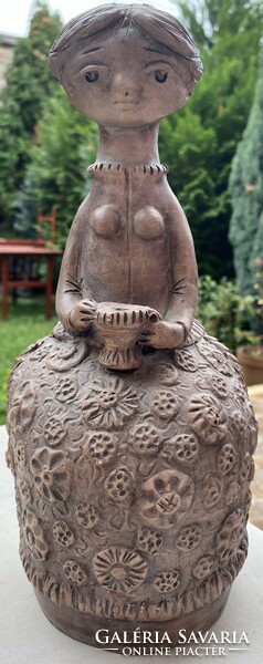 Margaret Kovács statue