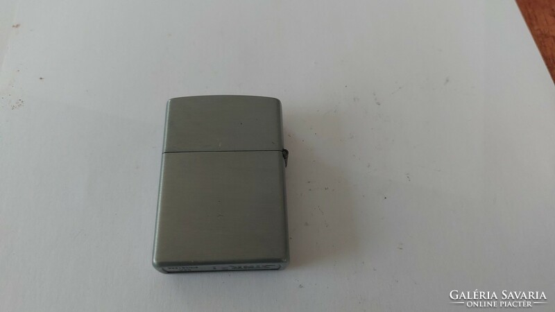 (K) cool petrol lighter, no petrol in it, gives a spark. 4.