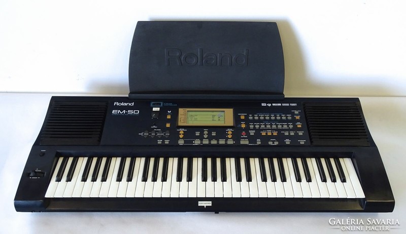 1K748 roland em-50 synthesizer with carry bag