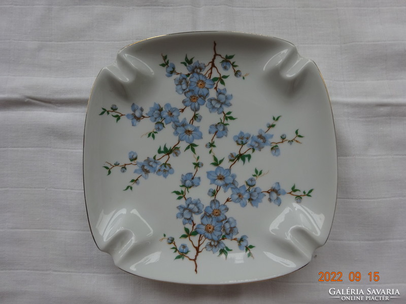 Hölóházi blue floral three-piece set (bonboniere, vase, ashtray).