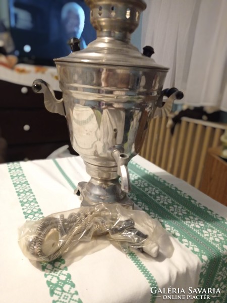 Electric samovar in mint condition