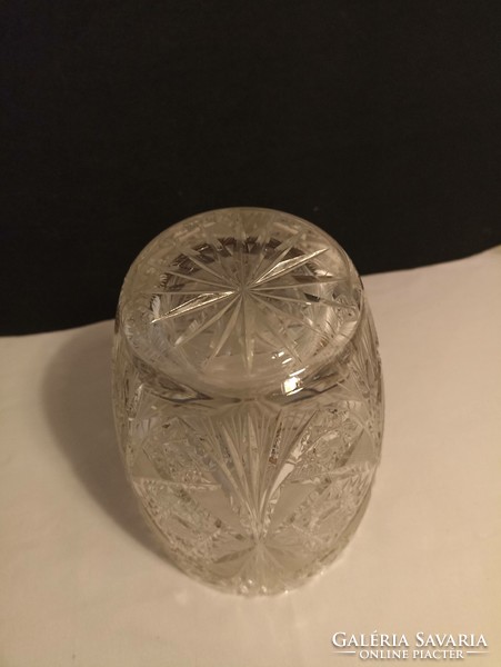 Ólomkristály váza, 20 cm magas, 15 cm átmérő