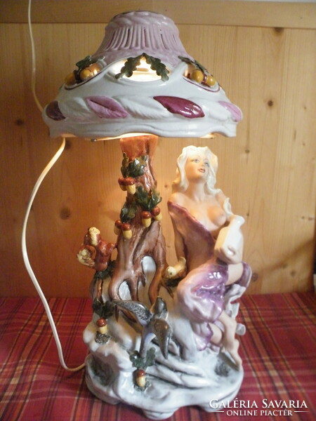 Roceram Alba Júlia kézzel festett, román porcelán nagy éjjeli lámpa