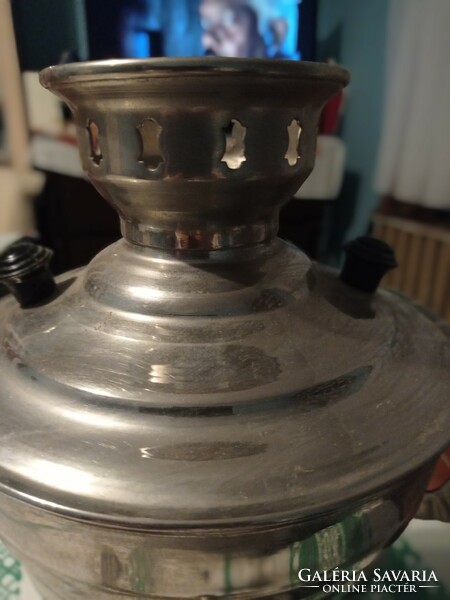 Electric samovar in mint condition