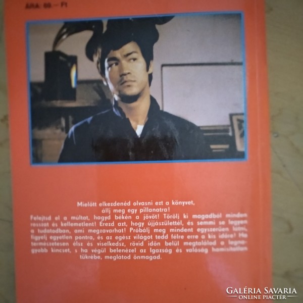 Plavecz: bruce lee, the mysterious world of the dragon, recommend!