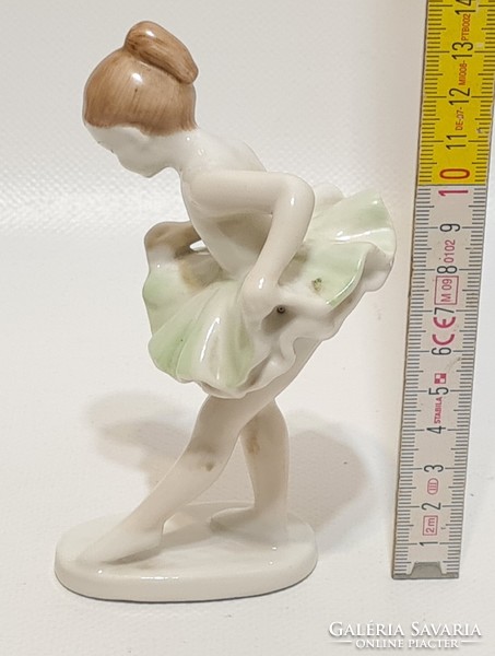 Hollóházi balerina porcelán figura (2372)