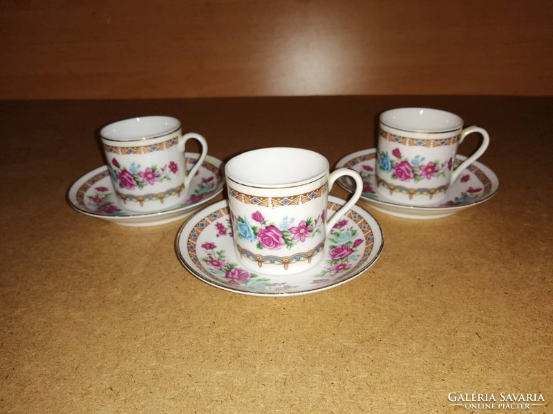 Kínai porcelán kávés csészék aljjal 3 db egyben (b)