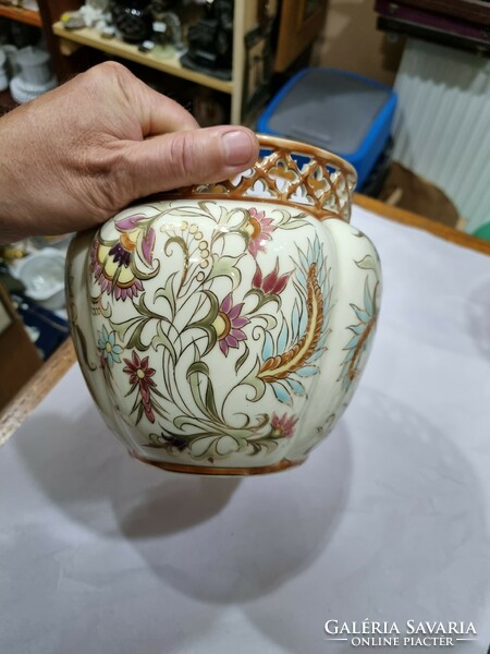 Zsolnay porcelain pot