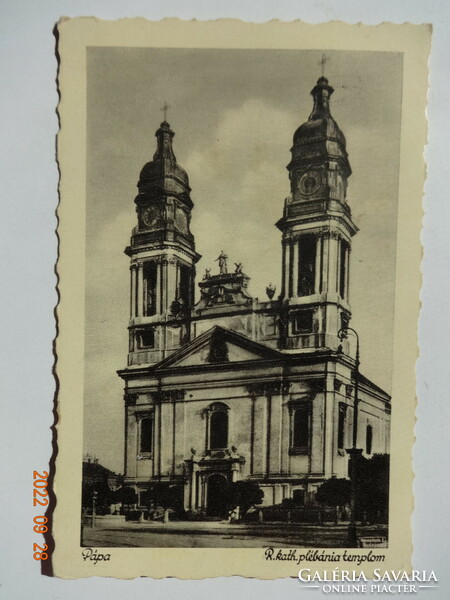 Régi Weinstock képeslap: PÁPA, R. kath. plébánia templom - 1941