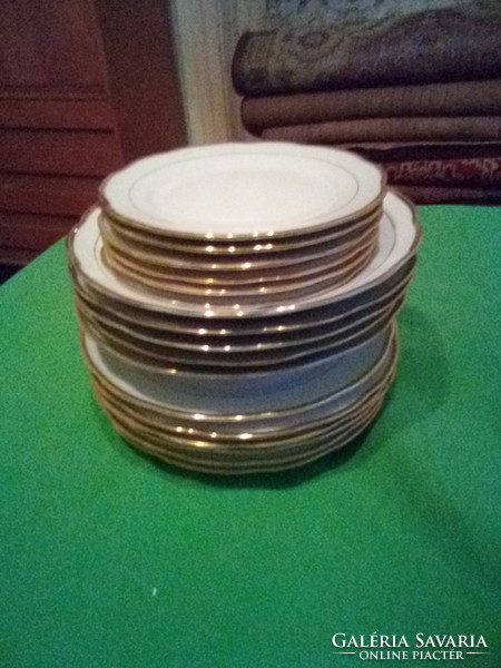 Chinese porcelain plate set 18 pcs