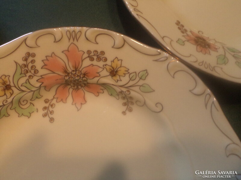 Zsolnay virág mintás porcelán süteményes tányér, 6 db