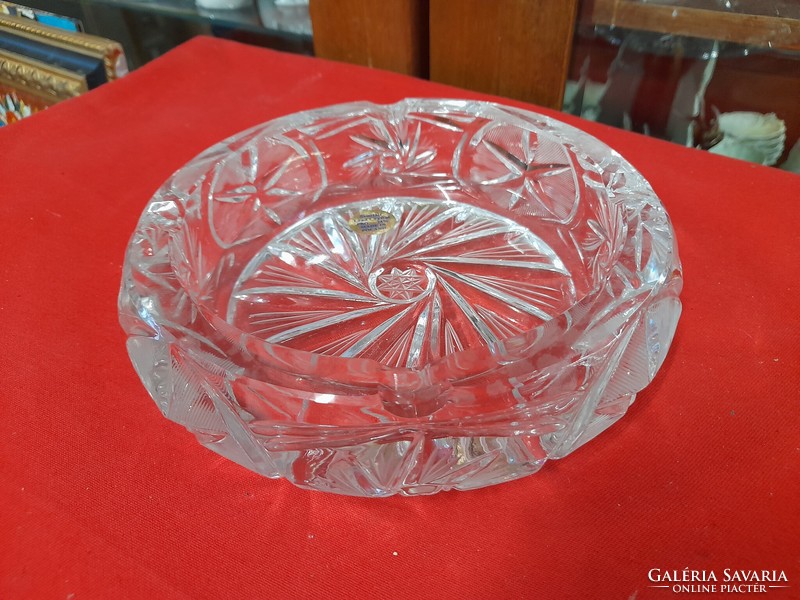 Polished, cut lead crystal, crystal, large glass ashtray. 20 Cm. 2.2 Kg.
