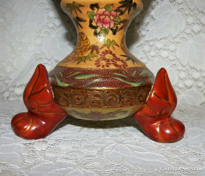 63 Cm, Far Eastern vase.