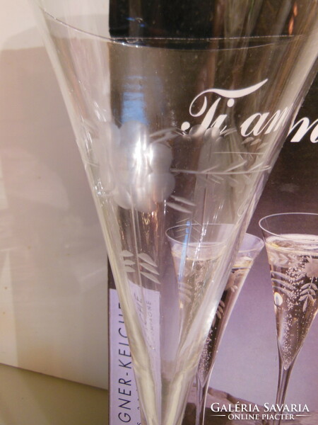 Glass - crystal - new - 2 pcs - 30 x 8 cm - champagne - in box - handmade