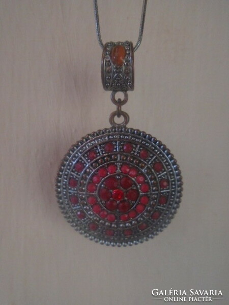 Scandinavian craftsman pendant with chain in Inca style synthetic ruby and age-encrusted pendant 4.5 cm