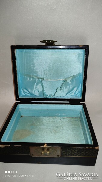 Antique Chinese mother of pearl inlaid lacquer box