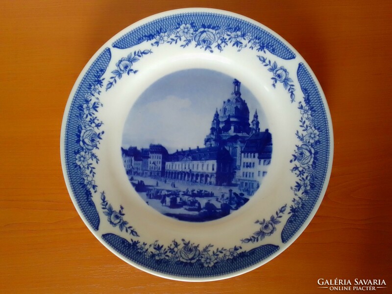 Kahla jelzett német mázas porcelán dísztányér, gyűjtői sorozat, Canaletto városkép, olasz bazilika