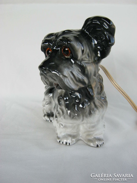 Kutya porcelán lámpa