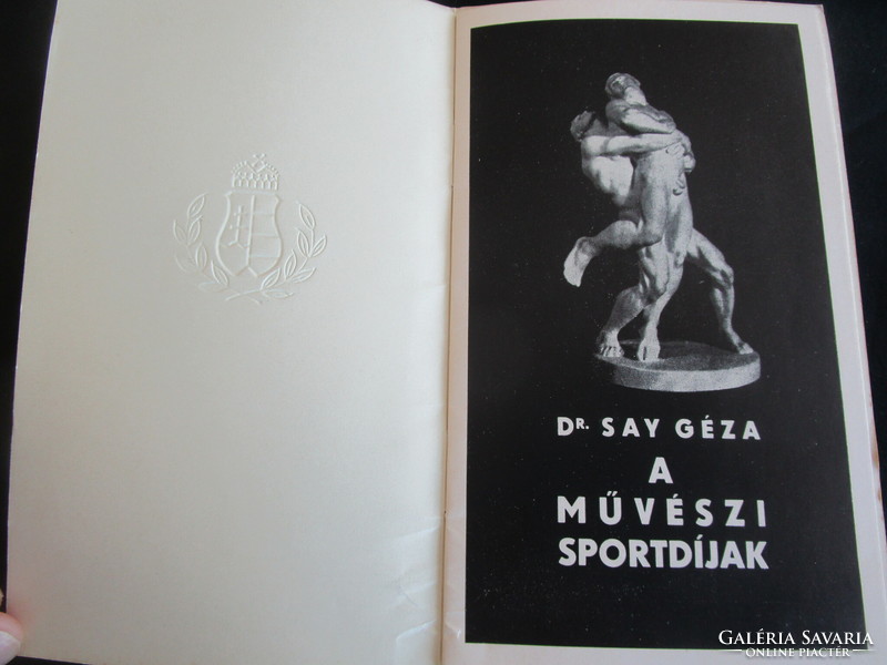 1940 Dr. Say Géza : Herend porceéángyár A művészi sportdíjak KÉPES KATALÓGUS DOMBORNYOMOTT CÍMER