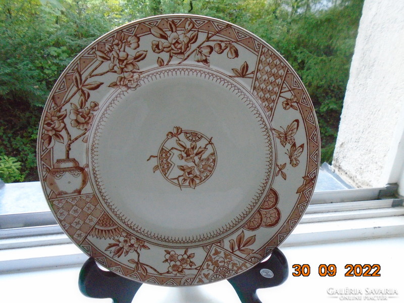 1900 Rn 69165 Keeling&co majolica bowl with floral butterfly oriental pattern