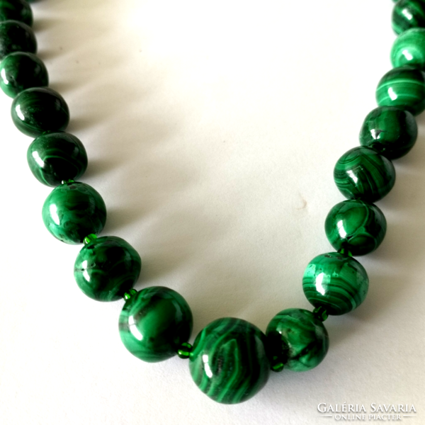 A beautiful string of malachite beads
