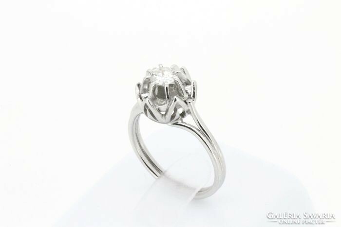 54 And 18k white gold Gyemany solitaire ring 0.30Ct brilliant