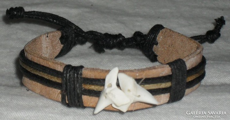 Different leather bracelets
