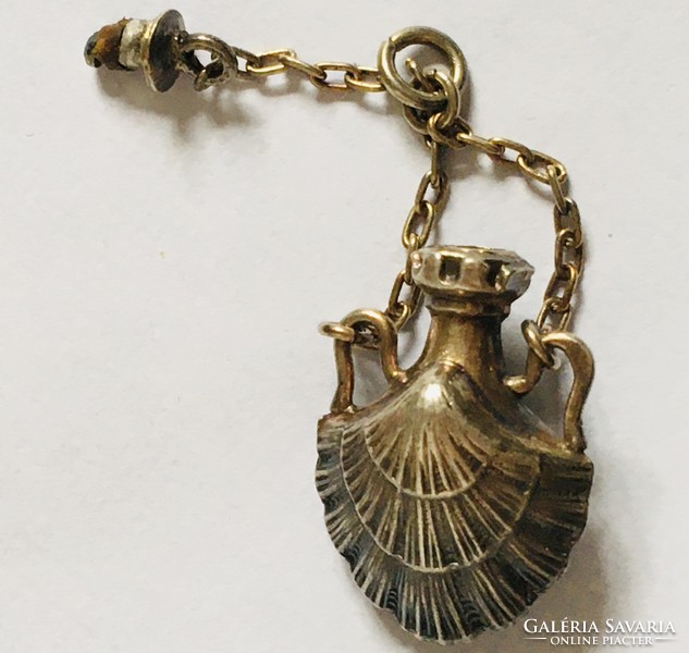 Small rococo poison or perfume silver pendant xviii. No. Antique
