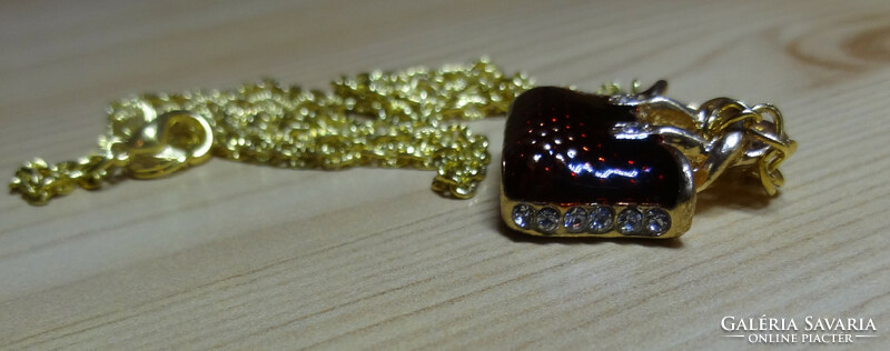 Fire enamel reticle pendant, decorated with a crystal stone. Gold, burgundy, on a gold chain