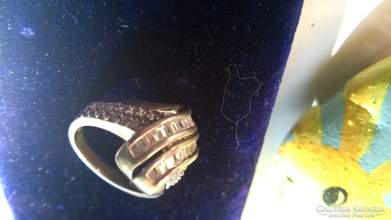 Sok-sok kővel-dekoratív női ezüst gyűrű 925-ös, átm 18 cm -ajándékba is !