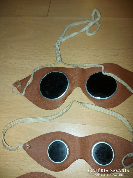 3 combat sunglasses, in very good condition, one of them child size...