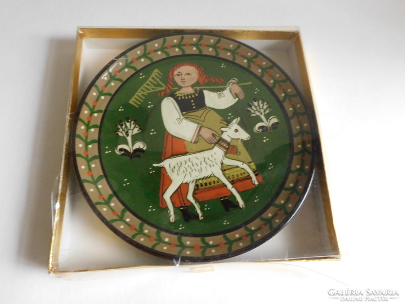 Svájci kézműves kerámia vintage dísztányér vidéki életképpel - eredeti dobozában