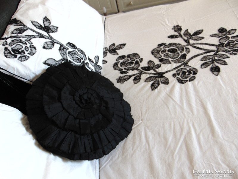 Beautiful cotton bed linen with lace roses and silk ties