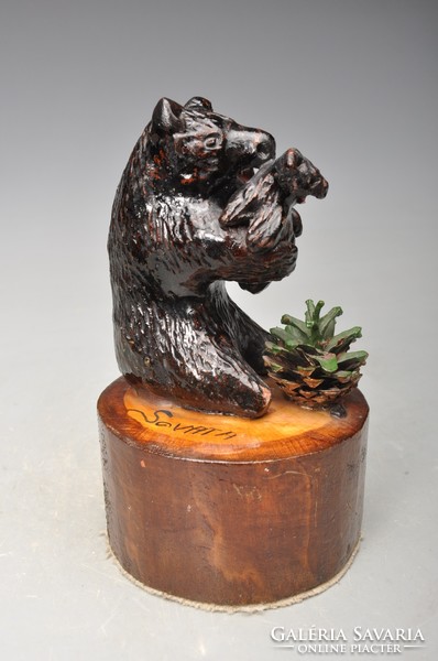 A souvenir of the Sovata bear lake and bathing place. Bear with a bow. 17 cm. Made in Makkfalva.