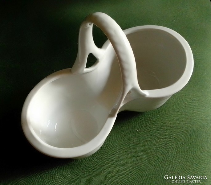 Fehér mázas porcelán füles kosár, kaspó, kínáló tál, virágtartó