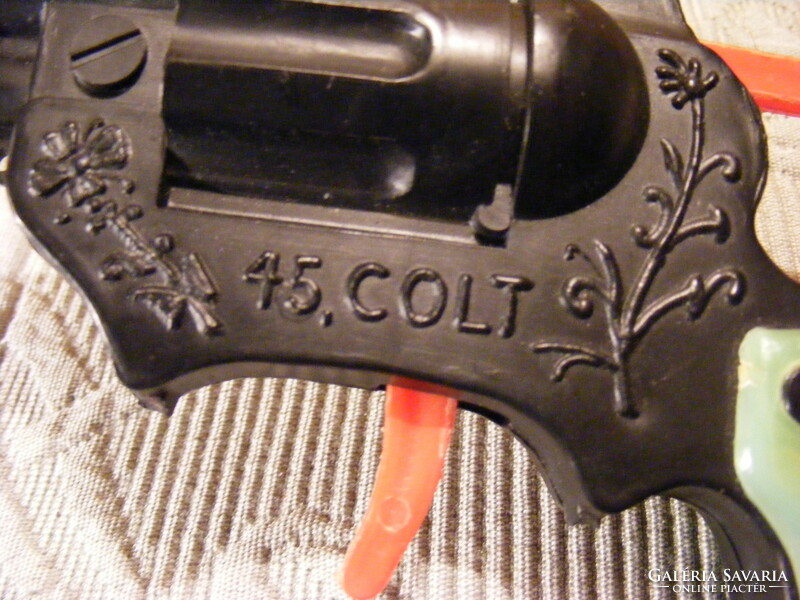 Retro toy pistol texas 45 colt