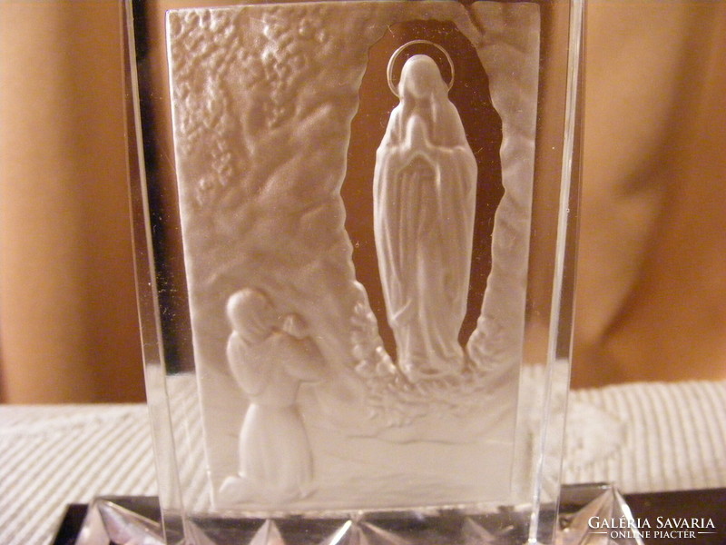 Kristály Szűz Mária asztali dísz gyertyatartóval