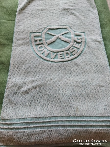 Towel brand new (national)