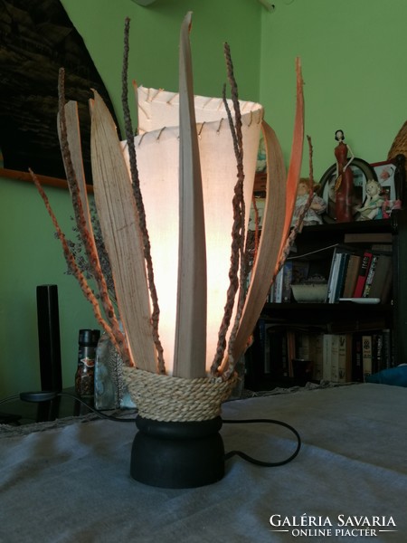 Kézműves asztali lámpa