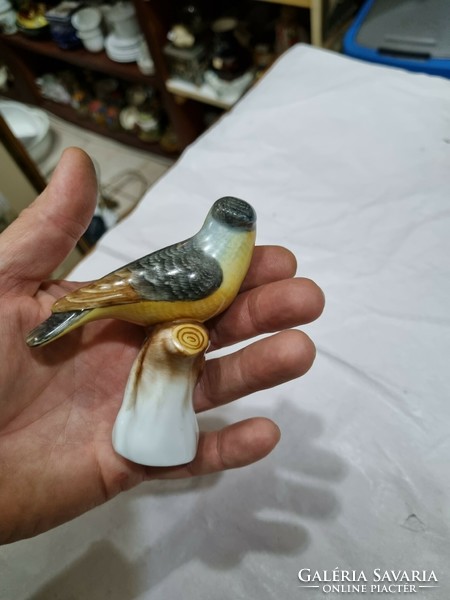 Herend porcelain bird figurine