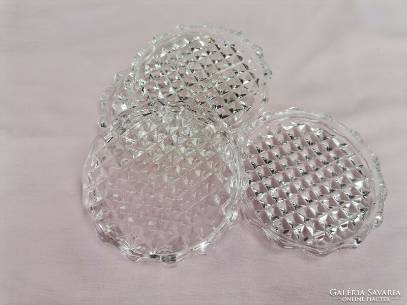 Retro üveg kistányér kristályos mintával, 4 db os üveg kistányér, retro ajándék süteményes tányérok
