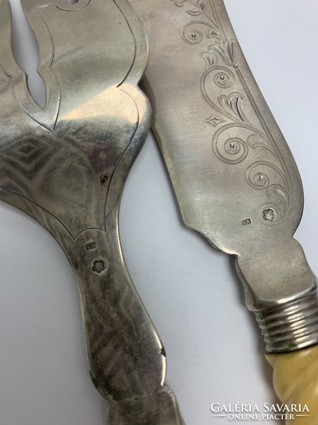 Rendkívüli ezüst szervíz kés és villa, csont nyéllel - 50419