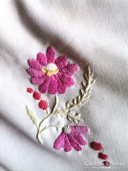 Kalocsai embroidered tablecloth, flower pattern tablecloth, handmade tablecloth, women's day gift