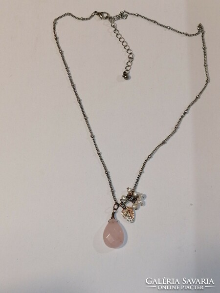 Rose quartz pendant with pearls (415)